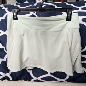 Mint LuluLemon skirt